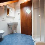 Ianni Apartment *
